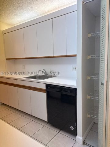 1200 SW 124th Terrace 101O, Pembroke Pines, FL 33027