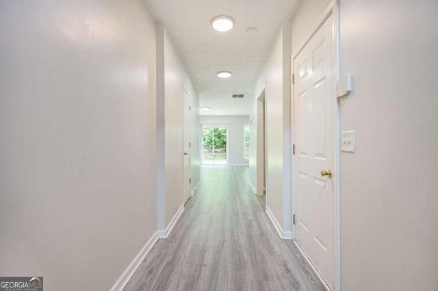 6131 Brookechase Lane, Norcross, GA 30093