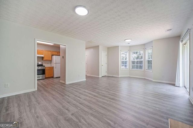 6131 Brookechase Lane, Norcross, GA 30093