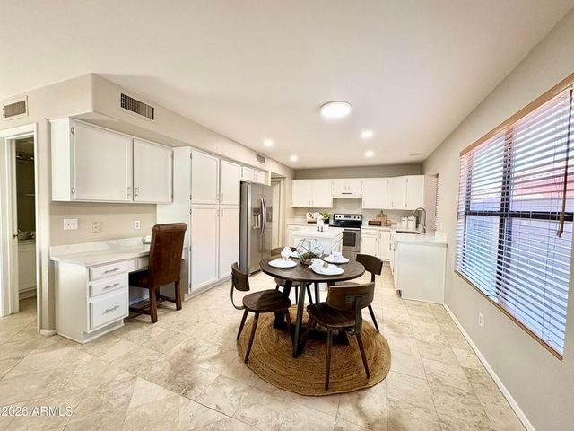 5946 E Kelton Lane, Scottsdale, AZ 85254