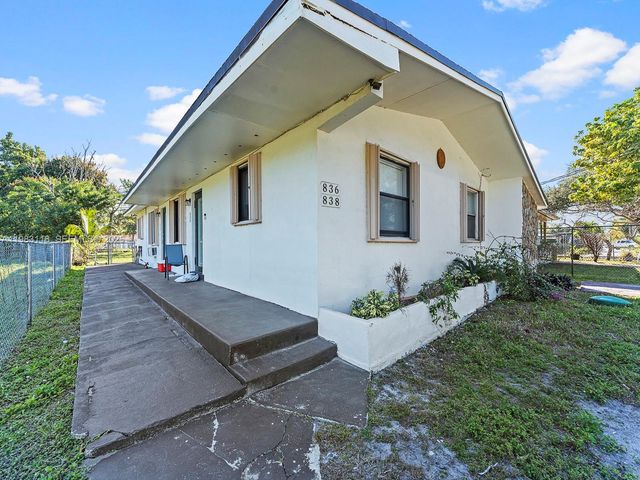836 NW 98th St 838, Miami, FL 33150