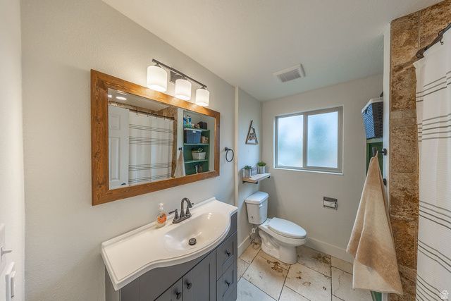 1987 S CLAREMONT DR, Bountiful, UT 84010