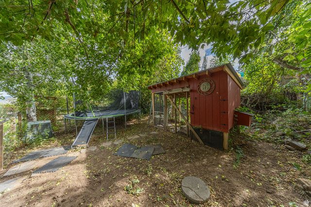 1987 S CLAREMONT DR, Bountiful, UT 84010