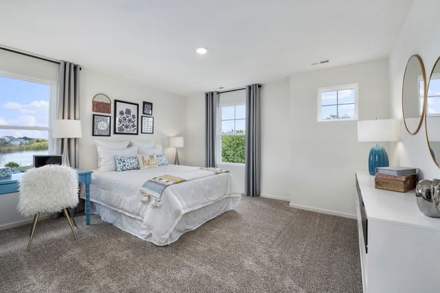 999 SAPPHIRE Lane, Montgomery, IL 60538