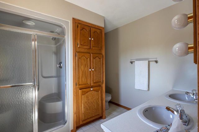 N1434 HIGHGREEN COURT, Greenville, WI 54942