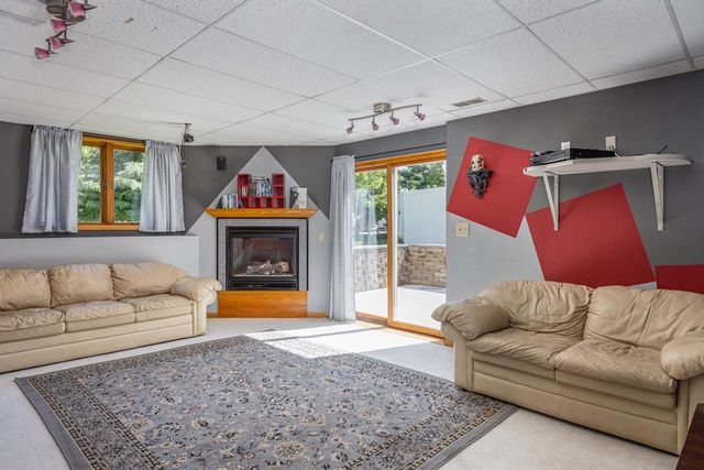 N1434 HIGHGREEN COURT, Greenville, WI 54942
