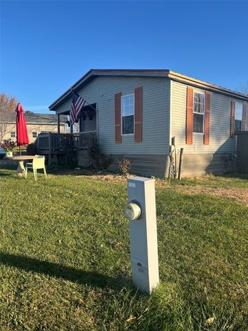 301 S Walnut Avenue, Garrison, IA 52229