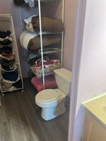 301 S Walnut Avenue, Garrison, IA 52229