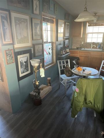 301 S Walnut Avenue, Garrison, IA 52229