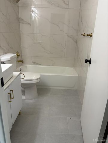 8480 Island Pines Place, Deerfield Twp., OH 45039