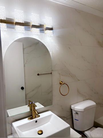 8480 Island Pines Place, Deerfield Twp., OH 45039