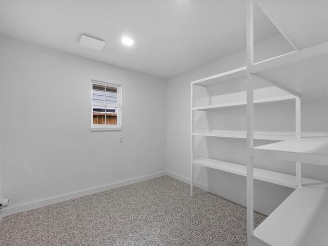 1826 Woodcrest Drive, Houston, TX 77018