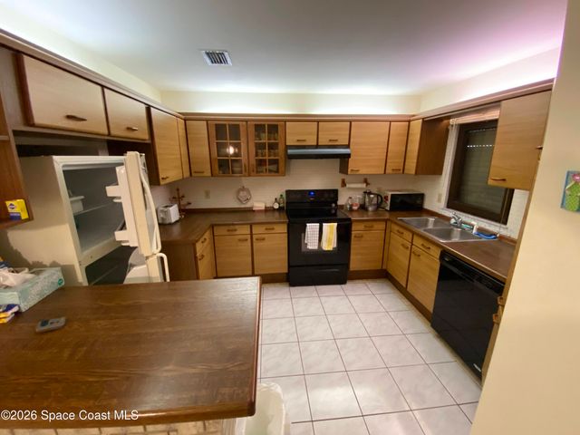 423 Polk Avenue, Cape Canaveral, FL 32920