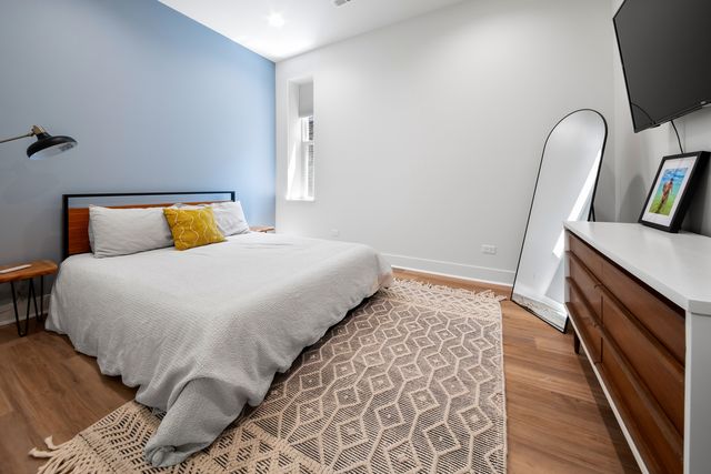 824 N Maplewood Avenue 2, Chicago, IL 60622