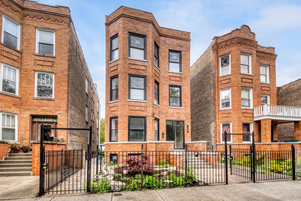 824 N Maplewood Avenue 2, Chicago, IL 60622