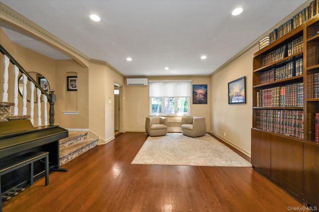 136-43 71st Road, Kew Garden Hills, NY 11367