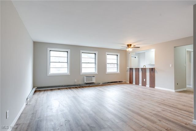 13785 Cedar Road 302d, South Euclid, OH 44118