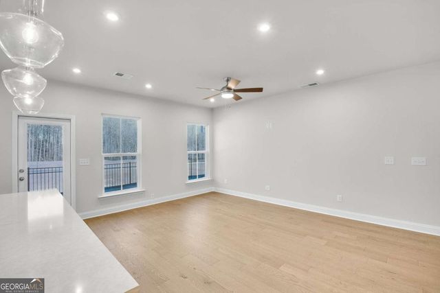 5695 Tillman Way, Powder Springs, GA 30127