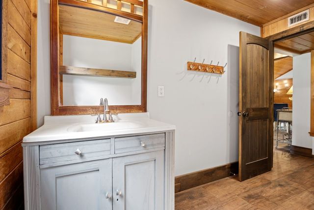579 FM 2882, Mt Pleasant, TX 75455