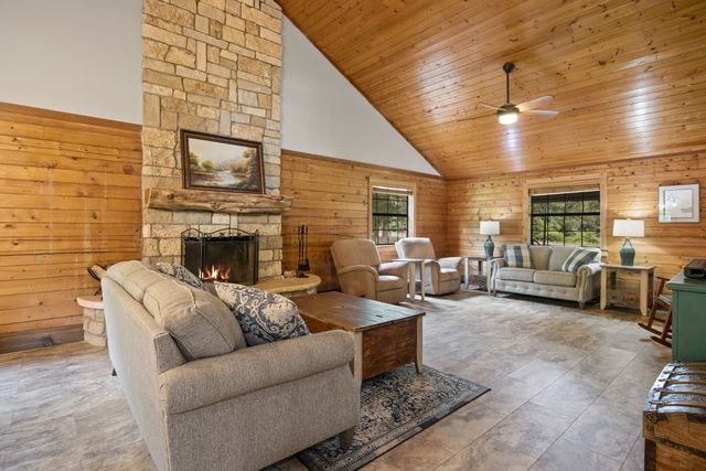 579 FM 2882, Mt Pleasant, TX 75455