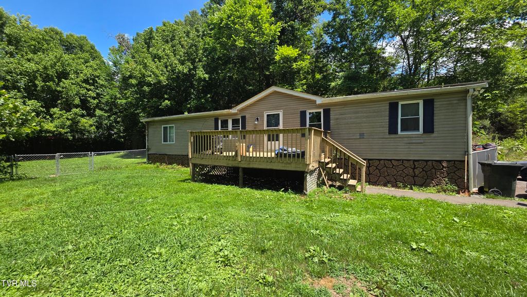 110 Hughes Road, Johnson City, TN 37601