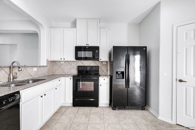 6126 PLUMBAGO PL, San Antonio, TX 78218