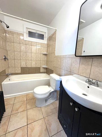 1220 State Street 3, Bridgeport, CT 06605