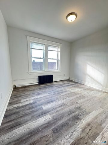 1220 State Street 3, Bridgeport, CT 06605