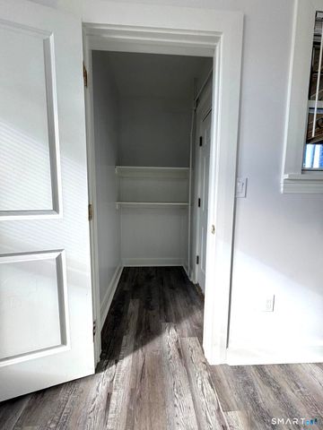 1220 State Street 3, Bridgeport, CT 06605