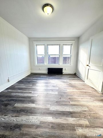 1220 State Street 3, Bridgeport, CT 06605