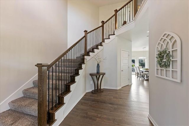 390 N Cedar Hills Street, Olathe, KS 66061