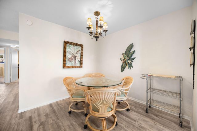 100 Shore Court 104, North Palm Beach, FL 33408