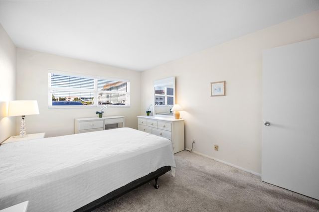 100 Shore Court 104, North Palm Beach, FL 33408