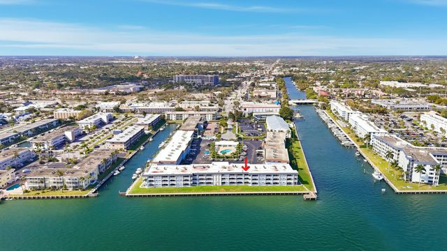 100 Shore Court 104, North Palm Beach, FL 33408