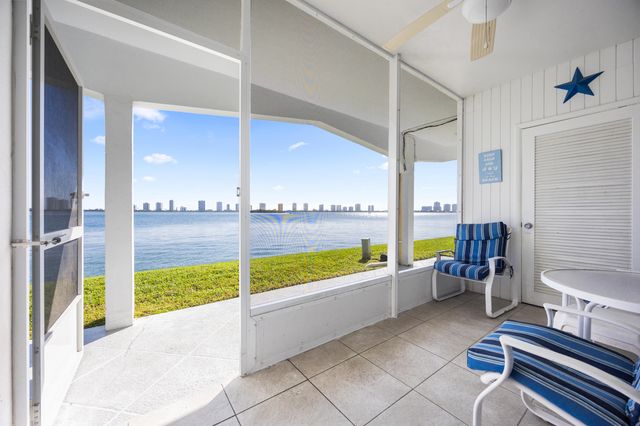 100 Shore Court 104, North Palm Beach, FL 33408