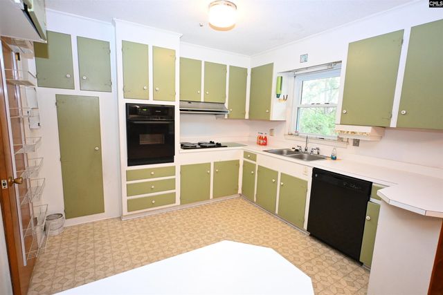 2015 Stratford Road, Cayce, SC 29033