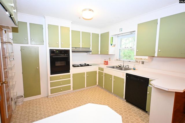 2015 Stratford Road, Cayce, SC 29033