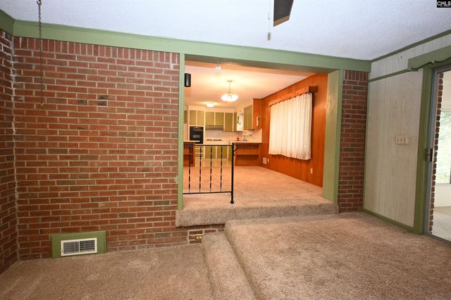 2015 Stratford Road, Cayce, SC 29033