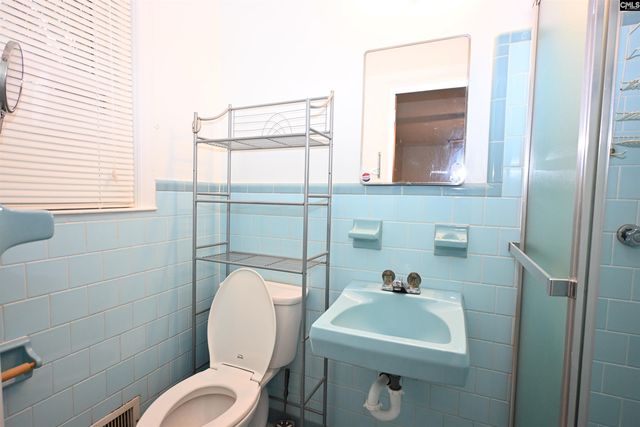 2015 Stratford Road, Cayce, SC 29033