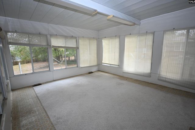 2015 Stratford Road, Cayce, SC 29033