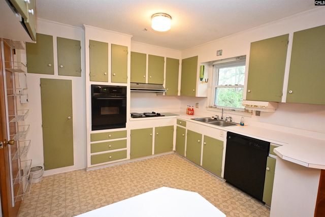 2015 Stratford Road, Cayce, SC 29033