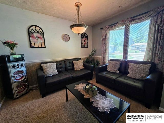 5629 S 140 Avenue, Omaha, NE 68137