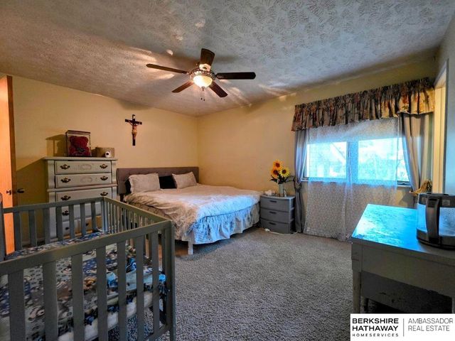 5629 S 140 Avenue, Omaha, NE 68137