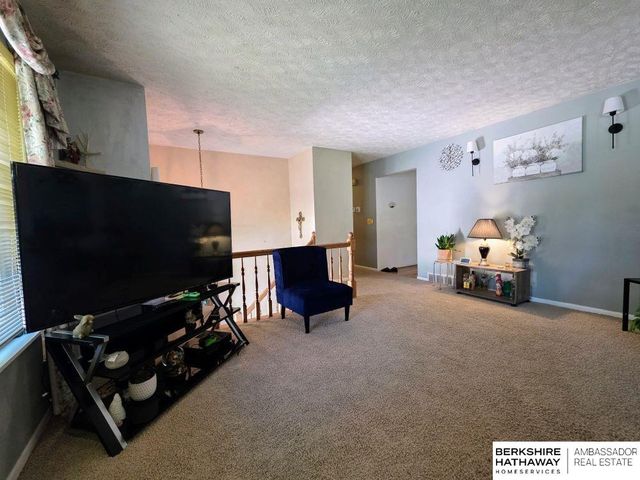 5629 S 140 Avenue, Omaha, NE 68137