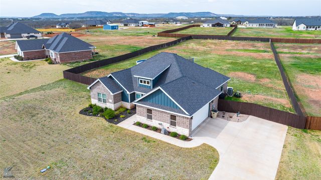 240 Newhouse Dr, Abilene, TX 79606