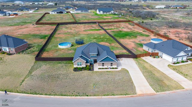 240 Newhouse Dr, Abilene, TX 79606