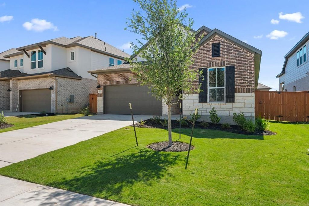 328 Lariat Loop, Liberty Hill, TX 78642