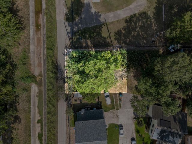 17833 S Cypress Villas Drive, Spring, TX 77379