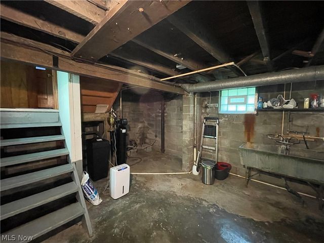 4890 Brainard Road, Orange Village, OH 44022