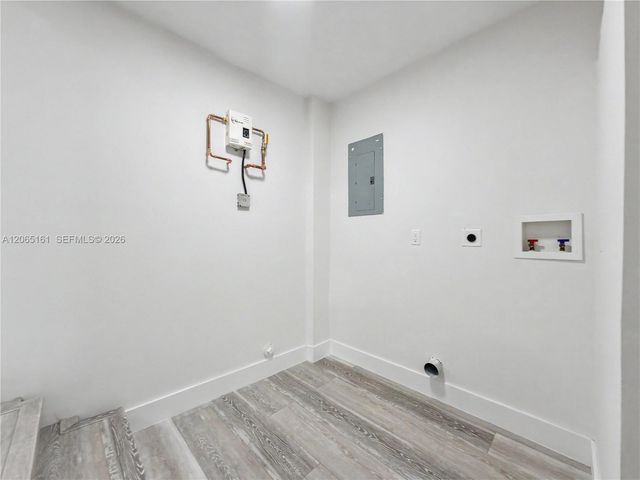 228 NW 39th St 0, Miami, FL 33127